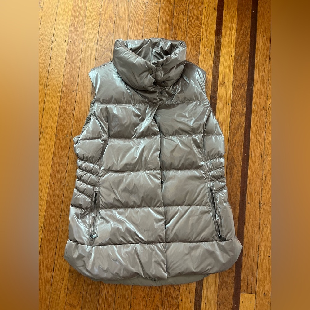 Athleta puffy down vest L large gray pewter EUC